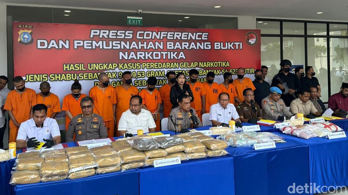 Polda Jambi Amankan 16 Tersangka Pengedar Narkoba